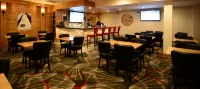 Banff Rocky Mountain Resort - bar