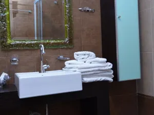Nymfes Hotel