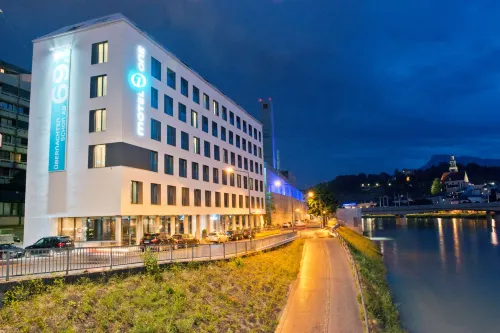 Motel One Salzburg-Mirabell