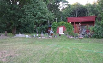 Aaviku Holiday Home