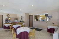 Rodeway Inn Near Ft Huachuca - breakfast