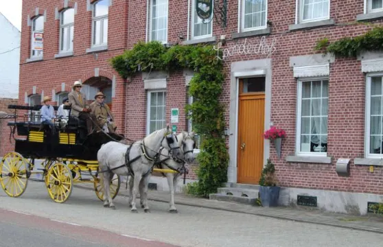 赫特蘭德霍夫住宿加早餐旅館