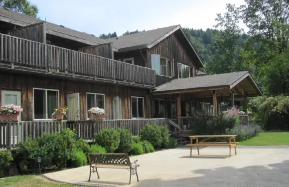 幾維灣山林小屋