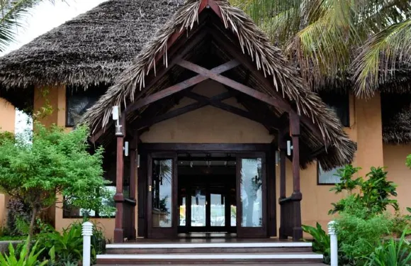 鸚鵡螺奔巴酒店