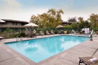 Gaia Hotel & Spa, Ascend Hotel Collection - Pools