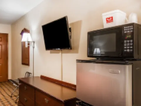 Econo Lodge Hotels in Walker County