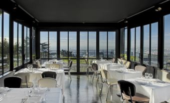 L'Ermitage Hôtel Cuisine-À-Manger