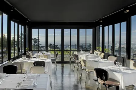 L'Ermitage Hôtel Cuisine-À-Manger