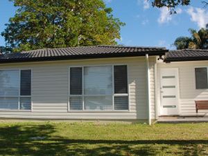 Craig's Place, 2Br Short Term Accommodation - Western Sydney Area