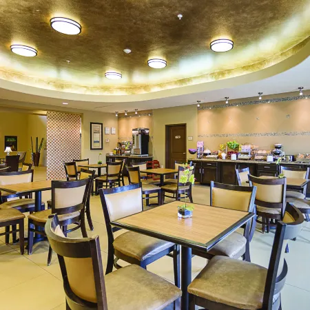La Quinta Inn & Suites by Wyndham Houston Energy Corridor