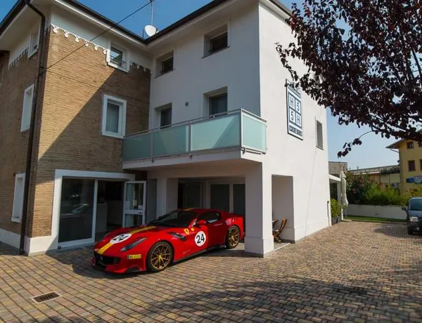 Villa Chanteraine - Housity