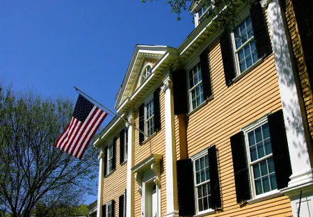 Fairfield Inn & Suites Boston Cambridge Отели рядом с достопримечательностью «Kendall Square»