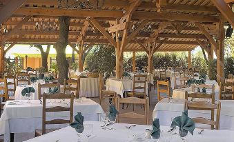 Appart Hotel Lou Castelet - Housity