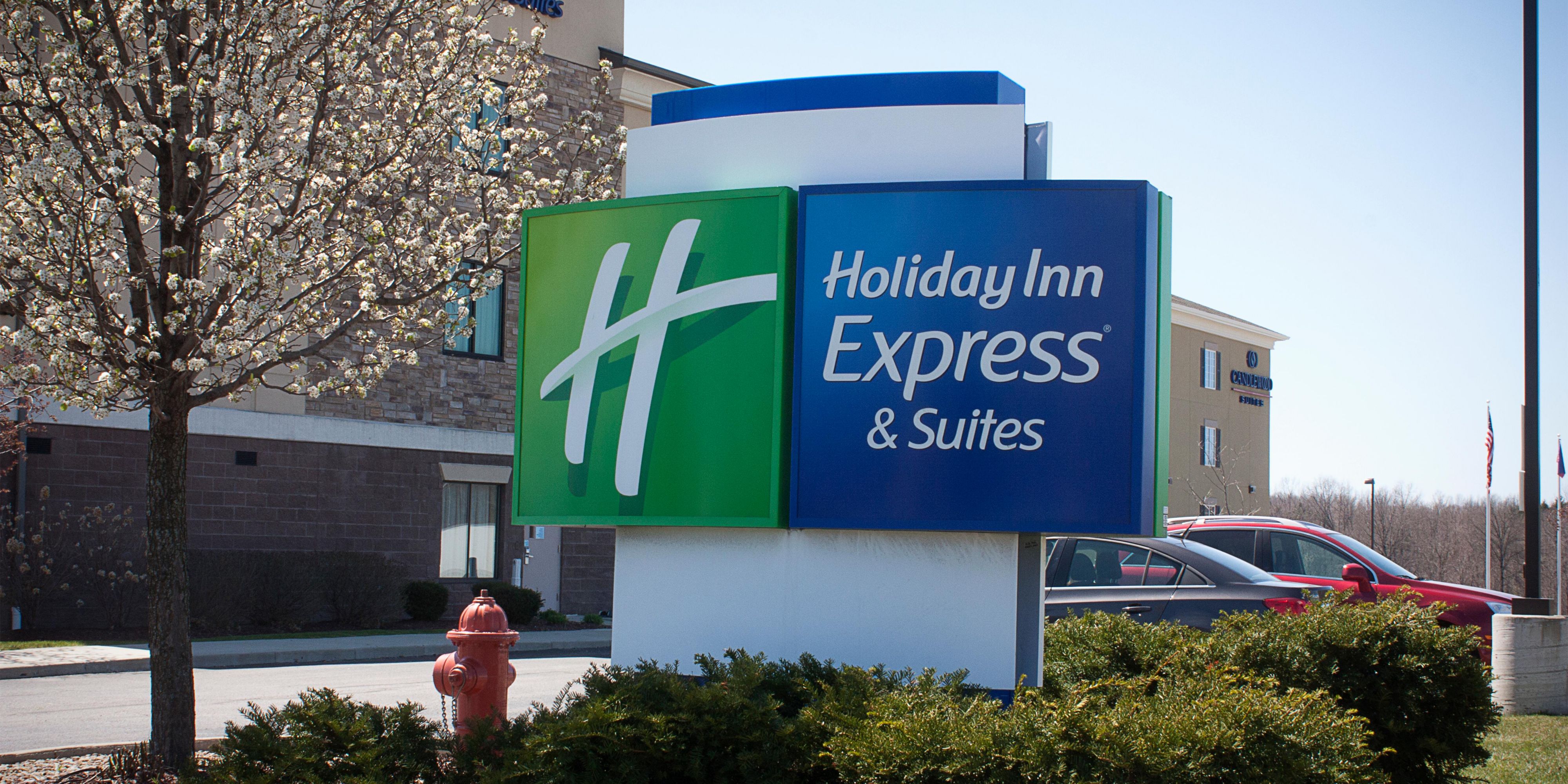 Holiday Inn Express & Suites Youngstown West I 80, an Ihg Hotel