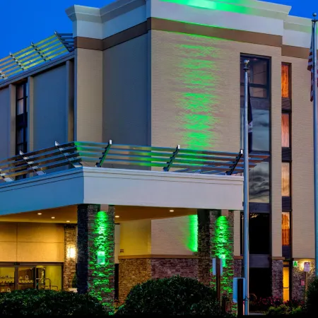 Holiday Inn ROANOKE-TANGLEWOOD-RT 419&I581 by IHG