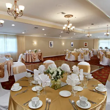 Holiday Inn SANTA ANA-ORANGE CO. ARPT by IHG