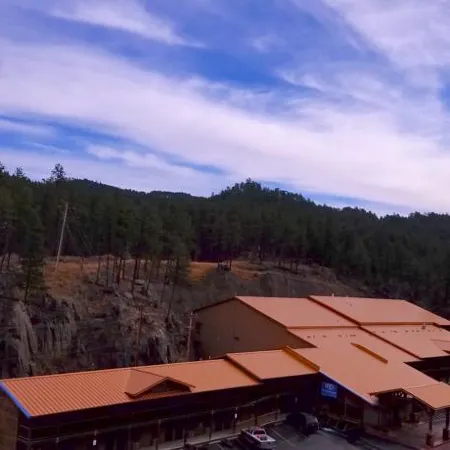 Rushmore Express & Suites