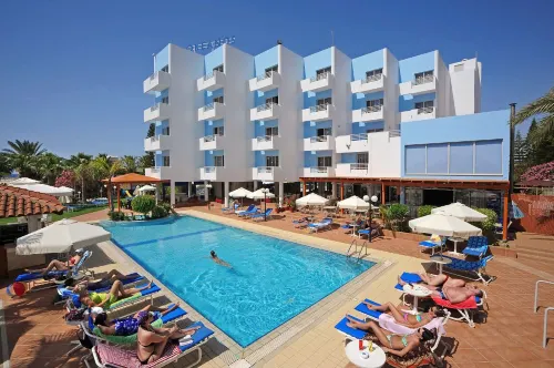 Okeanos Beach Boutique Hotel