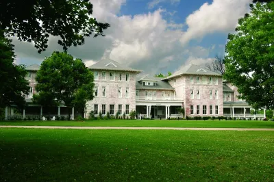 Inn at Carnall Hall Hôtels à : Fayetteville