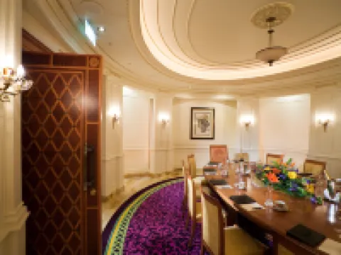 Imperial Hotel Gold Coast Hotels in Main Beach
