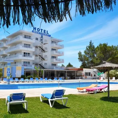 Hotel Apartamentos Vibra Monterrey Hotels near Sa Talaiassa