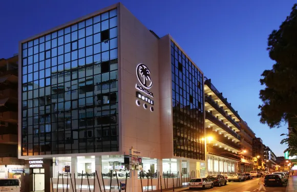 蒙特索爾貝尼東酒店