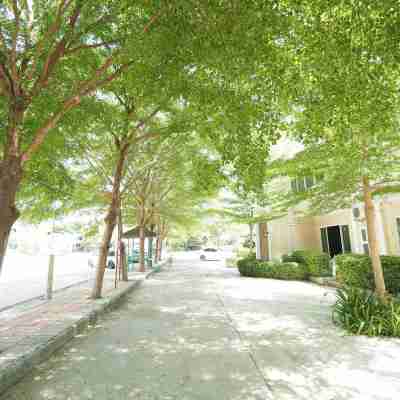บ้านสวน รีสอร์ท จุรีปันสุข Hotel Exterior