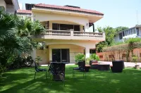 Gofas Lodge