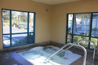 Morro Shores Inn and Suites