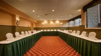 Best Western Plus Windjammer Inn  Conference Center Các khách sạn ở South Burlington
