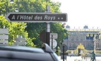 A l'Hôtel des Roys