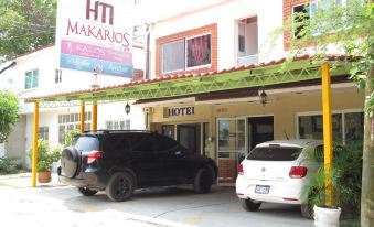 Hotel Makarios