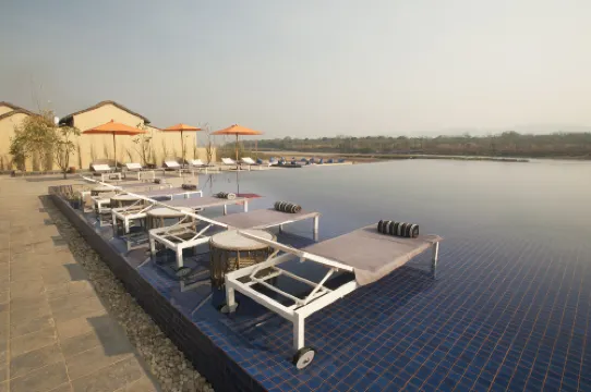 Meghauli Serai Chitwan National Park - A Taj Safari Lodge