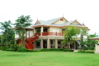 Tontan Resort Cha-am Hôtels à : Tha Yang