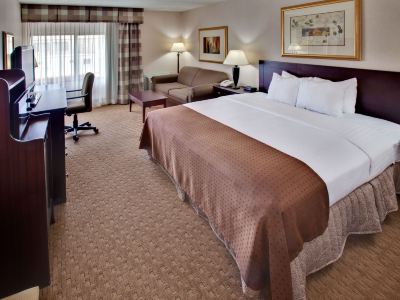 Ramada by Wyndham Midtown Grand Island