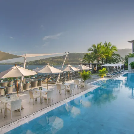 Cape Sienna Gourmet Hotel & Villas