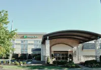 Holiday Inn Cincinnati-Riverfront Hotels in Covington