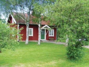 Amazing Home in Lundsbrunn with 3 Bedrooms