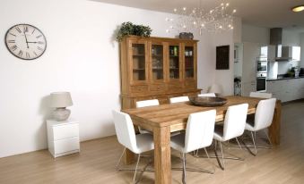 Suitetrails - World Fashion Apartments