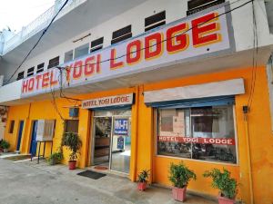 Hotel Yogi Lodge