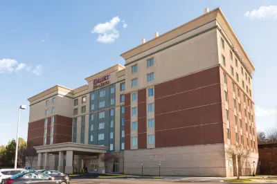 Drury Inn & Suites Charlotte Northlake Hotels in Charlotte