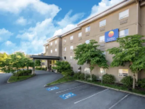 Comfort Inn & Suites Hotels in Langley Township
