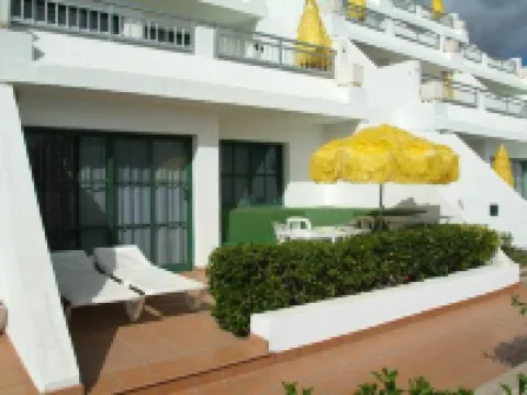 セルバトール モンテベロ コマルカ・スールのホテル