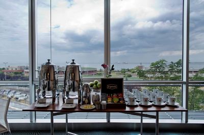 レストラン ダブルツリーbyヒルトン イスタンブール モダの写真