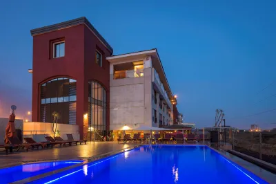 Ole Sereni Hotels near VILLA FRANCA ESTATE
