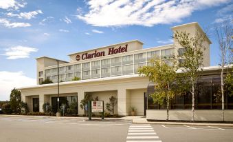 Clarion Hotel Airport
