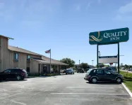 Quality Inn Savage - Bloomington West - parking