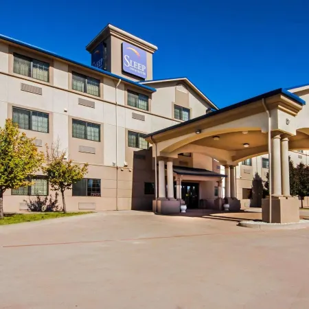 Sleep Inn & Suites