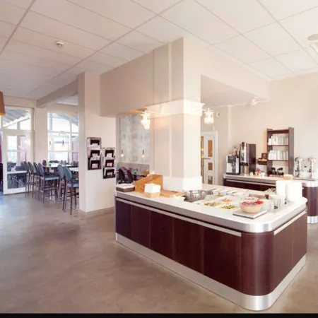 Home Hotel Post