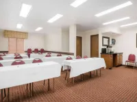 AmericInn by Wyndham Johnston des Moines Hotels in Johnston